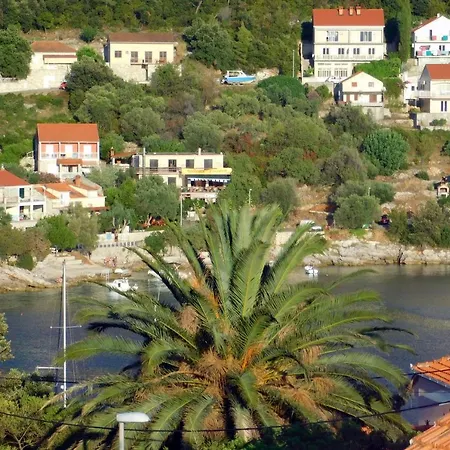 By The Sea Brna, Korcula - 4333 ブラー